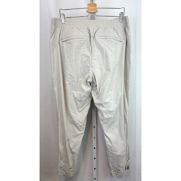 ATHLETA Size 16 Trekkie Belted Pants Zip Ankle Cropped Stretch Nylon Beige - Picture 2 of 7